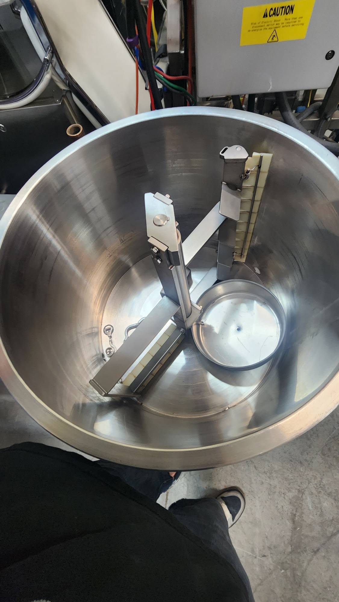 Savage Brother s #1470-34-100, Chocolate tempering, 3ph - Image 2