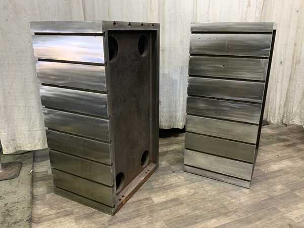 27-3/4" x 63" x 35-3/4" Boxed T-Slotted angle plates, 1 set - Image 1