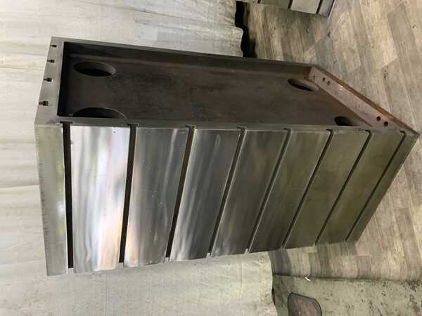 27-3/4" x 63" x 35-3/4" Boxed T-Slotted angle plates, 1 set - Image 2