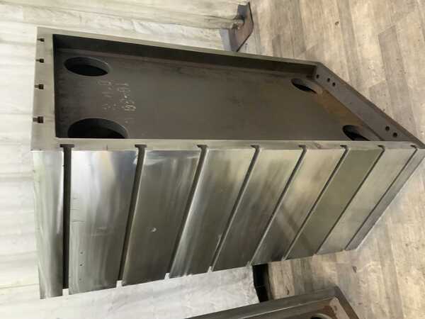 27-3/4" x 63" x 35-3/4" Boxed T-Slotted angle plates, 1 set - Image 3