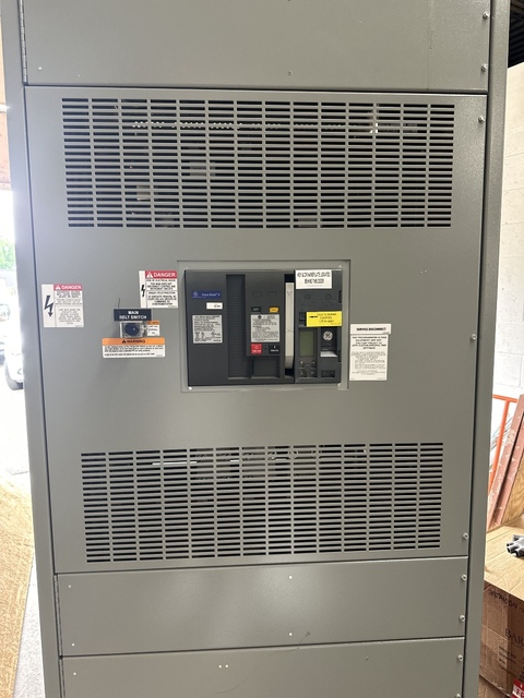 4000 Amps, General Electric, Main Breaker Distribution Panelboard 277/480 Volts, 3P4W Indoor LIG RELT - Image 2