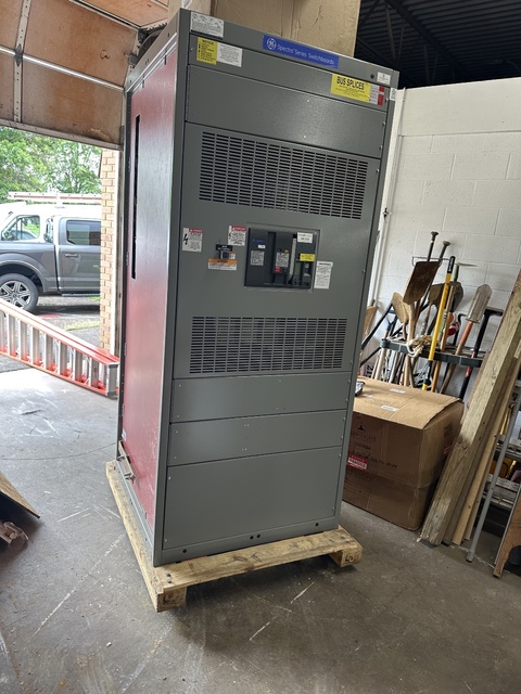 4000 Amps, General Electric, Main Breaker Distribution Panelboard 277/480 Volts, 3P4W Indoor LIG RELT - Image 3