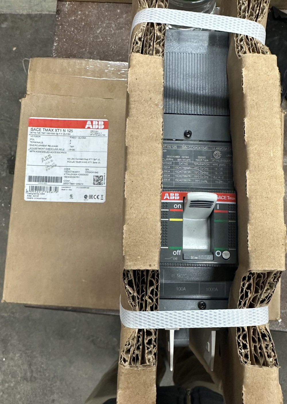 100 Amps, ABB, SACE Tmax XT, type XT1N, 3PH, 3P, 600 Volts, Circuit Breaker (5 available) - Image 1