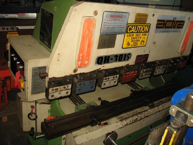 33 Ton, Adira #QH-3015, Hydraulic Press Brake, 43" between housing, 4" stroke, 6.7 HP, 230 V., front operated - Image 2