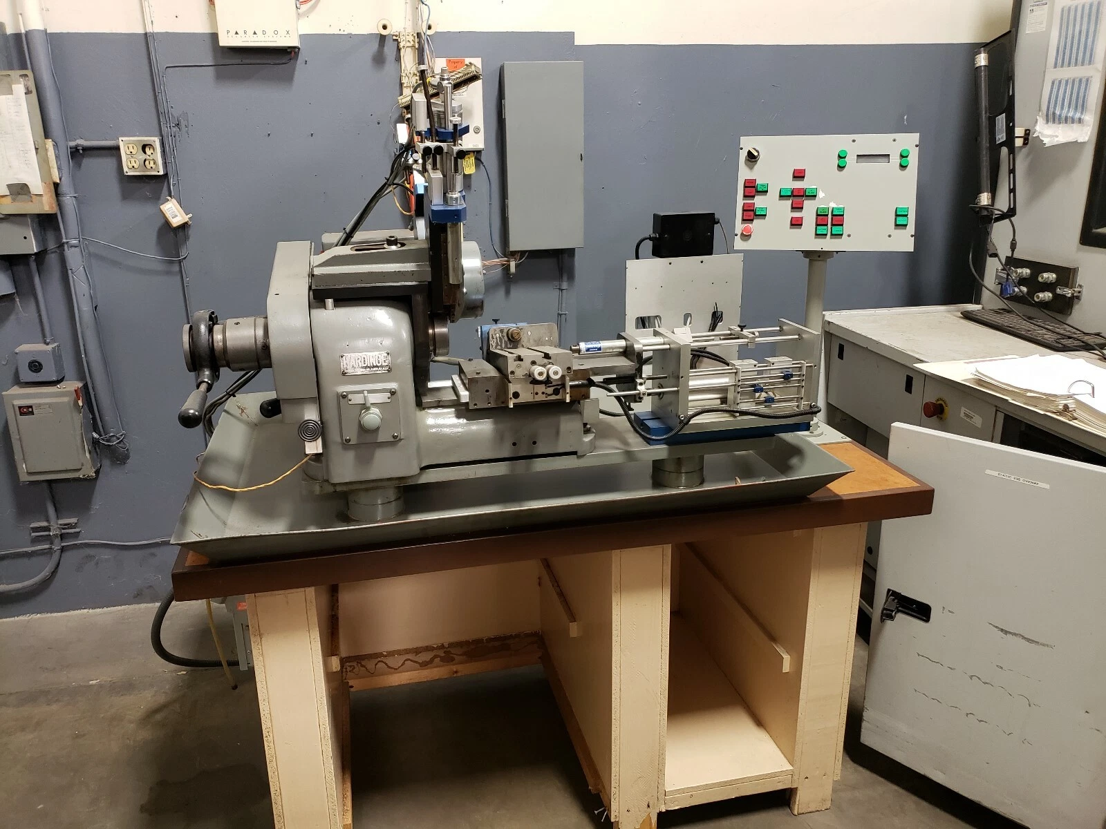 Hardinge #HSL-59, automatic production speed lathe w/ controls & cutoff - Image 1