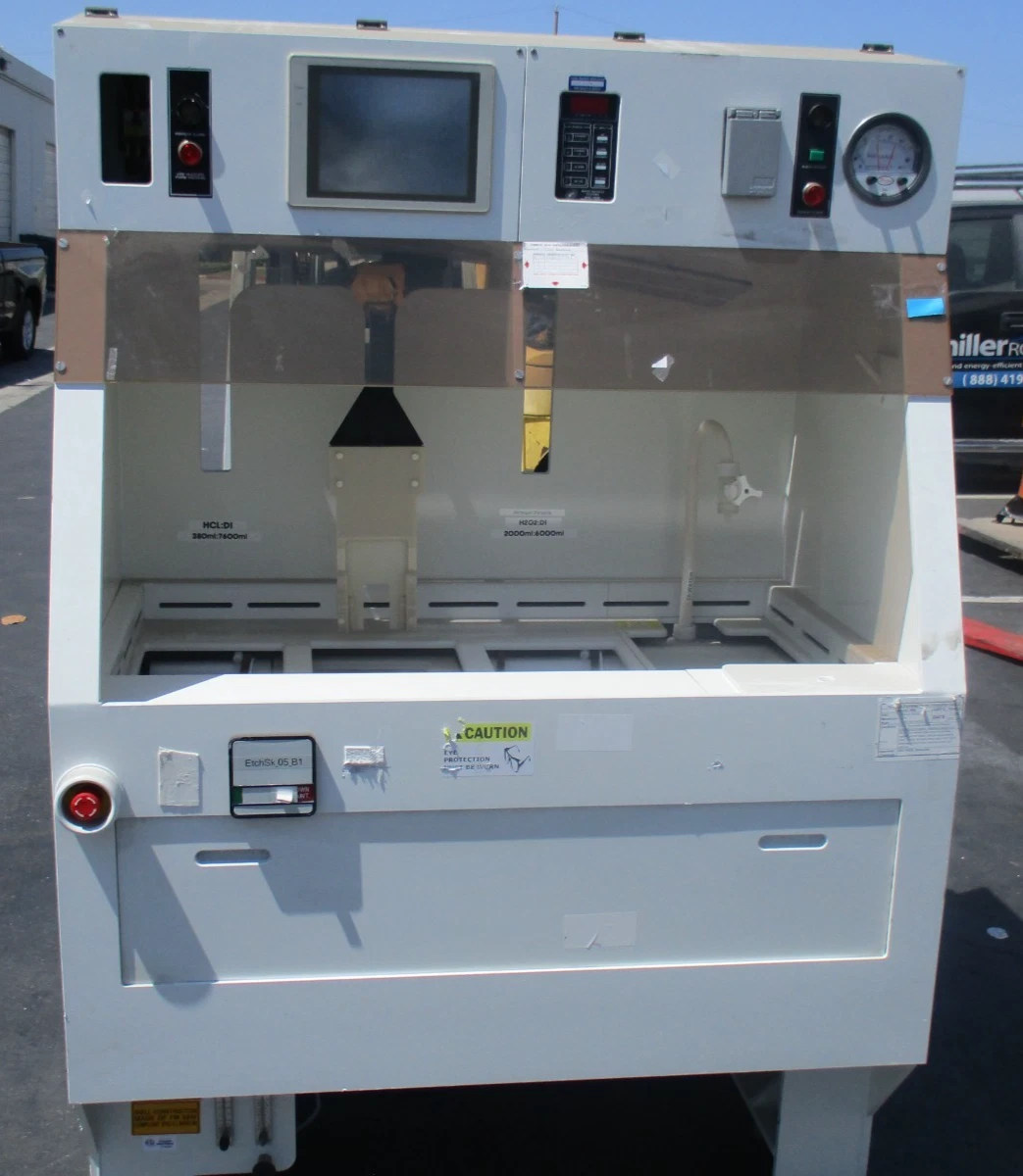 WPS #WPS-400PVC-C, semiconductor wet bench front & rear access batch chemical process system - Image 1