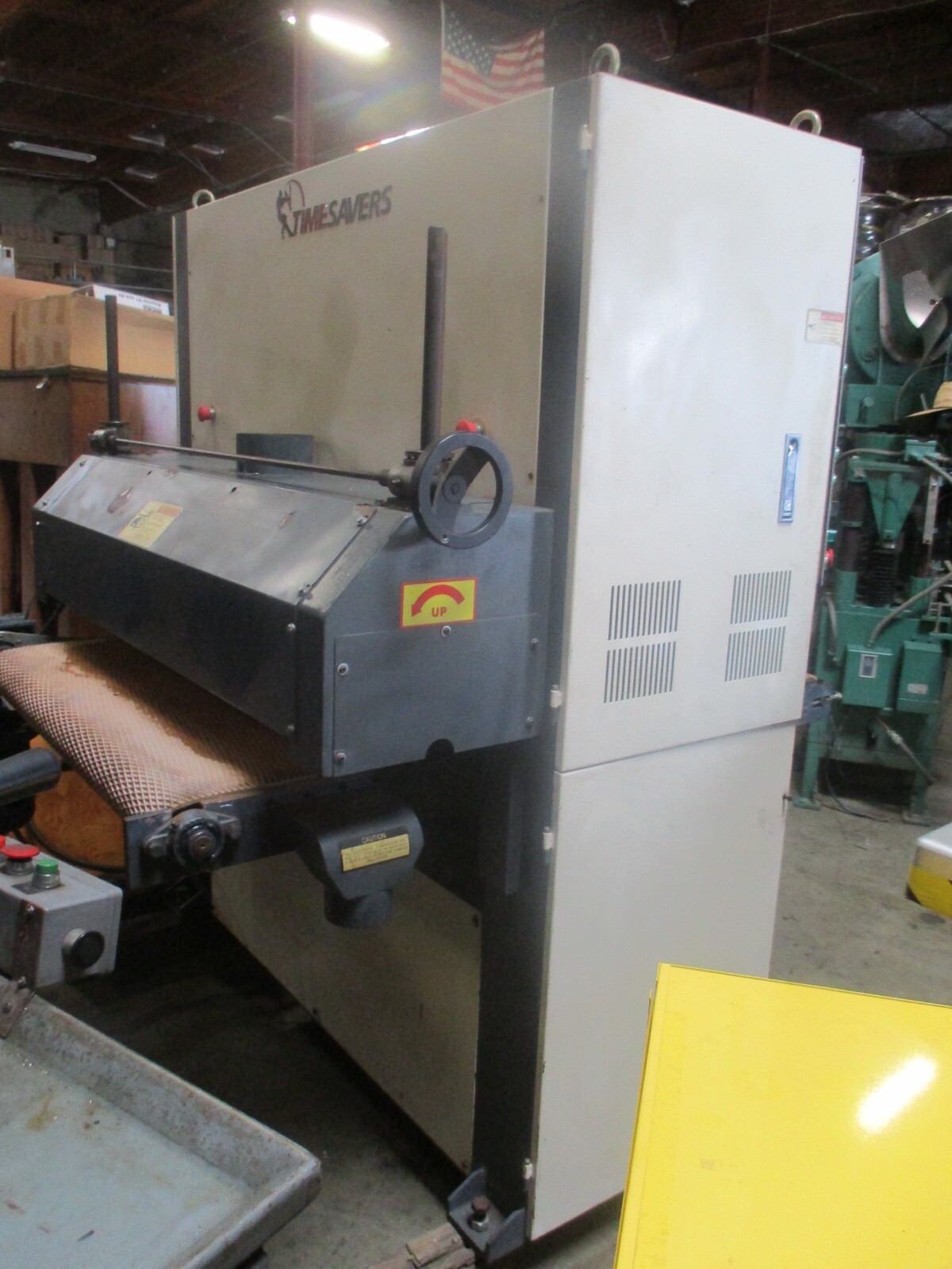 Timesavers #23-Series, orbital & brush sander for wood finishing - Image 7