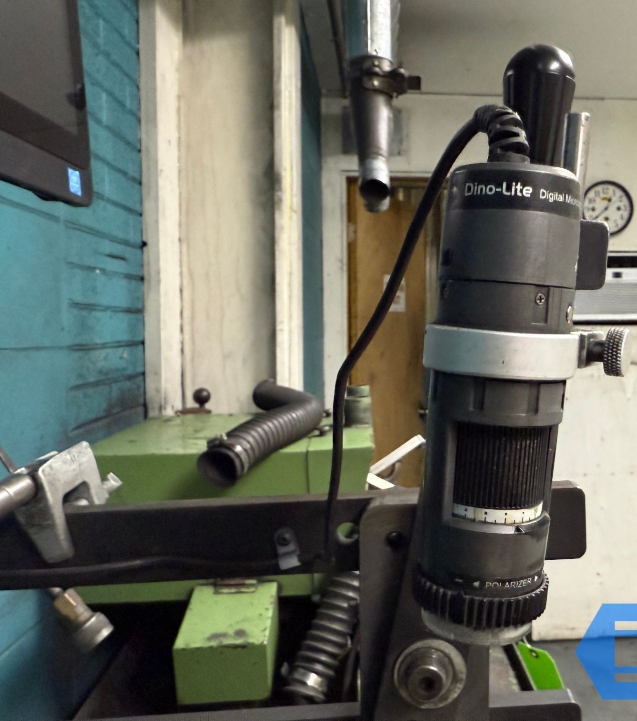 Chevalier #FCG-610, bench type universal tool & cutter grinder w/Dino-Lite digital microscope - Image 5