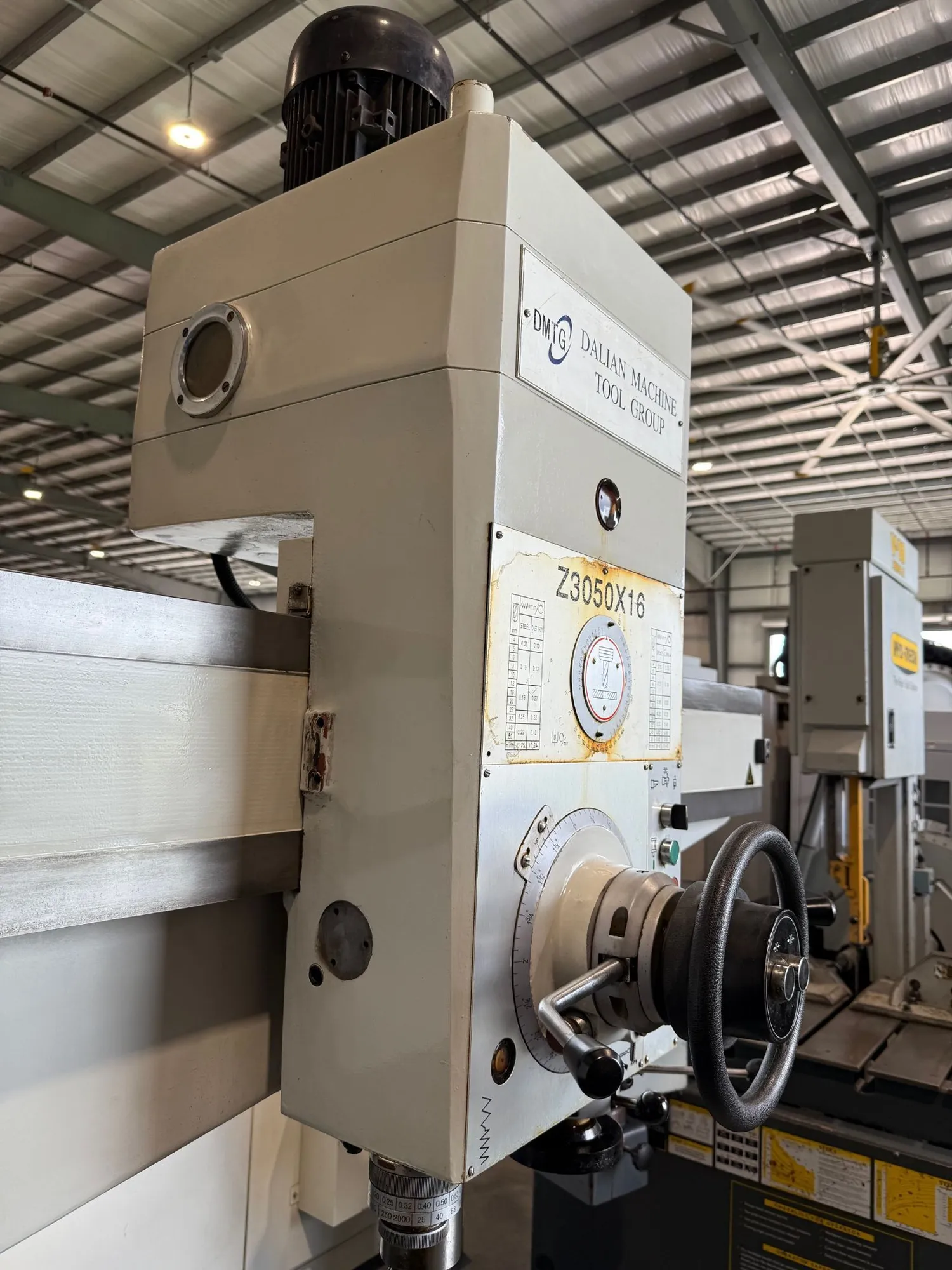 6' -14" DMTG #Z3050X16, radial arm drill, 12.4" spdl travel, #5MT, Jacobs drill chuck, 2010 - Image 9