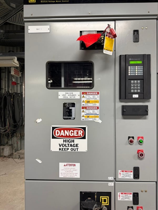 Square D, Iso-Flex #4, switchgear lineup with main tie breaker, 5 KV, 2002 - Image 4