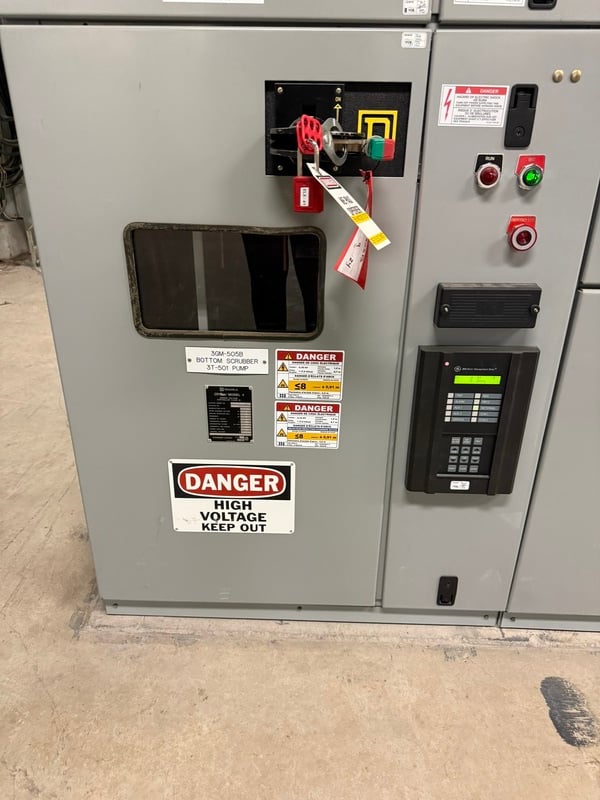 Square D, Iso-Flex #4, switchgear lineup with main tie breaker, 5 KV, 2002 - Image 10