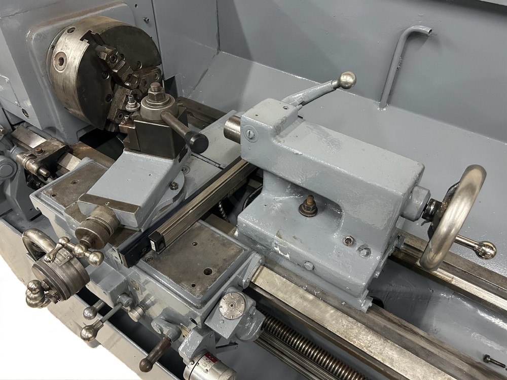 15" x 54" LeBlond #Regal, engine lathe with Servo Shift and 2.25"spindle bore, reconditioned - Image 4