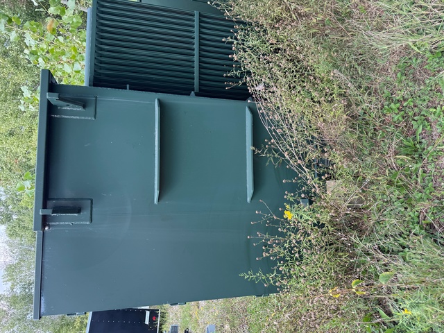 2000 KVA 27600Wye/13800 Primary, 4160/2400 Secondary, CES, padmount transformer, dead front radial feed, 2015 - Image 2
