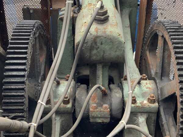 24" Milwaukee #1-1/2, alligator shear, 8-3/4" jaw opening, 40 SPM, 7.5 HP - Image 2
