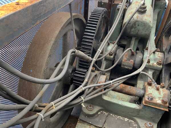 24" Milwaukee #1-1/2, alligator shear, 8-3/4" jaw opening, 40 SPM, 7.5 HP - Image 3