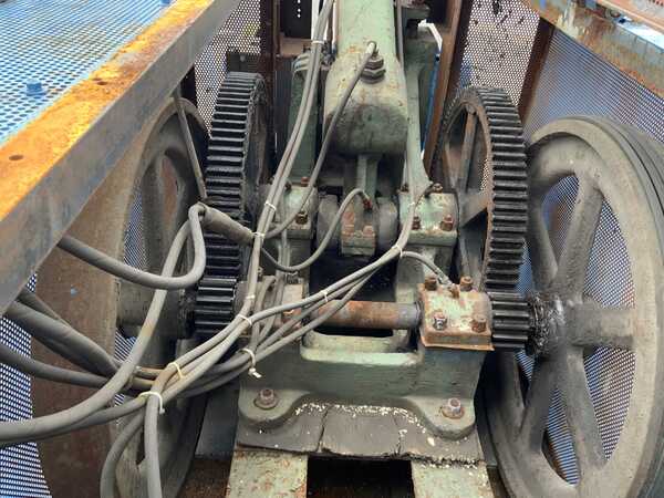 24" Milwaukee #1-1/2, alligator shear, 8-3/4" jaw opening, 40 SPM, 7.5 HP - Image 5