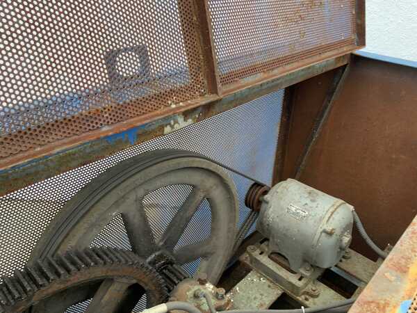 24" Milwaukee #1-1/2, alligator shear, 8-3/4" jaw opening, 40 SPM, 7.5 HP - Image 6