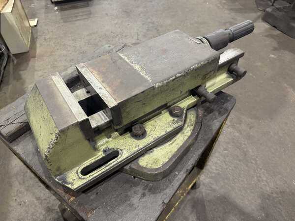 Advanced Advanced Lock System System machine vise, 8" vise opening, 30" vise length, swivel base - Image 5