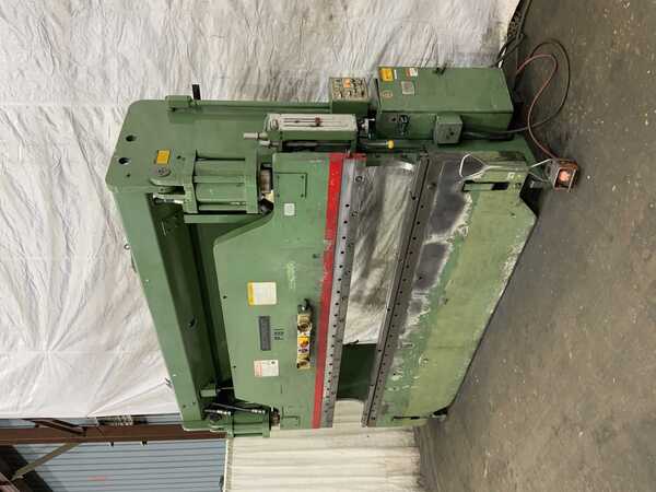 135 Ton, Cincinnati #135CBx10, hydraulic press brake, 12' overall, 126" between housing, 8" stroke, 20 HP - Image 1