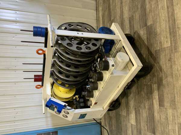 Modern Hydraulics, unified hydraulic jacking system, 40 ton, 4 jacks, push button controls, portable on - Image 1