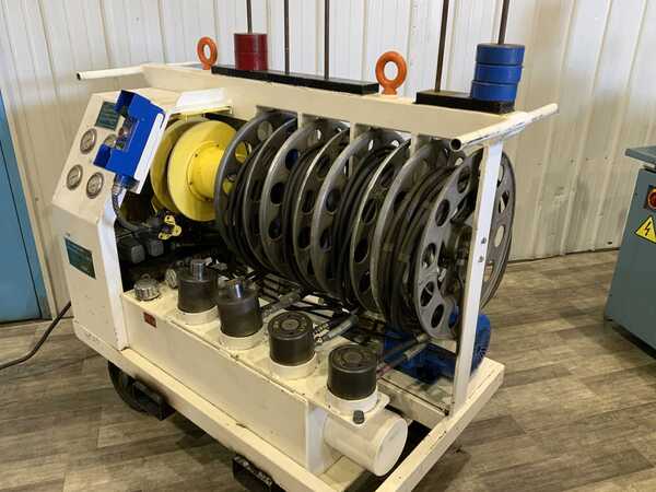 Modern Hydraulics, unified hydraulic jacking system, 40 ton, 4 jacks, push button controls, portable on - Image 8