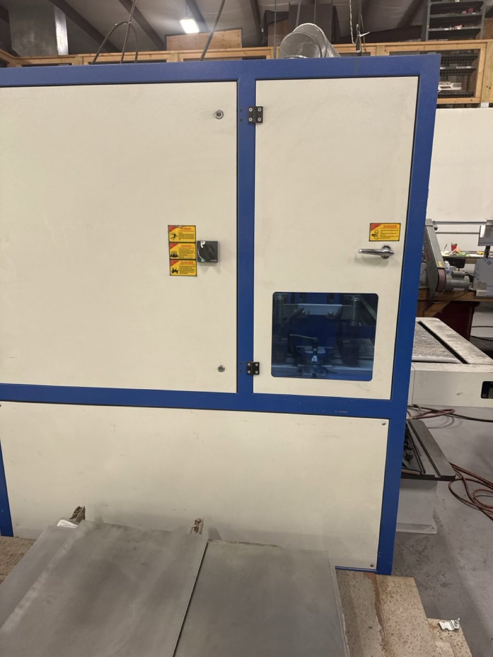 RMT #Jonsen-SGP800, deburring machine, 31.5" work width, 2.6-16.4 FPM, w/ edgebanding, 2011 - Image 3