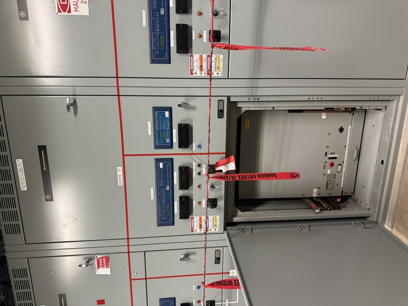 General Electric, 25 KV switchgear lineup, 1200amp with Power Vac breaker VB1 27.0-16-0 - Image 6