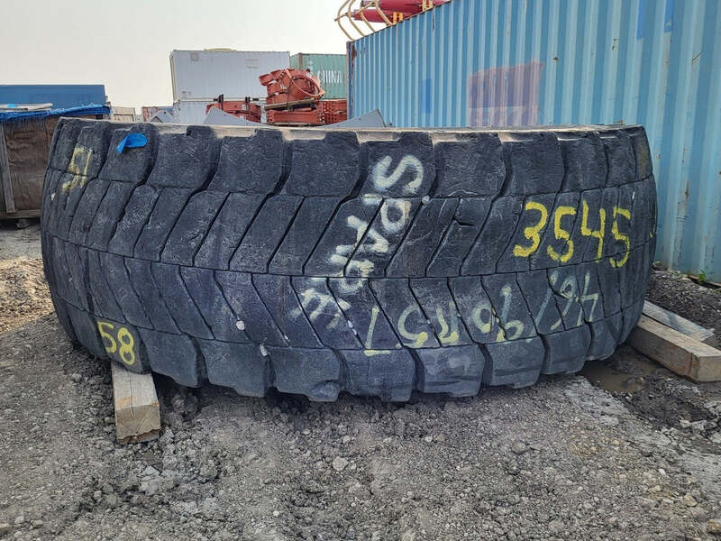 Bridgestone #VREV, OTR E2A radial tubeless tire, 46/90R57 E4, c/w rim - Image 1
