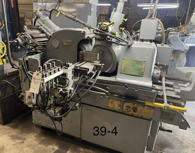 Cincinnati No. 2 Mdl. O-M, centerless grinder, 3.5" capacity, 24" grinding wheel, 1953 - Image 4