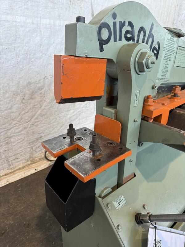 Pirahna, ironworker - Image 4