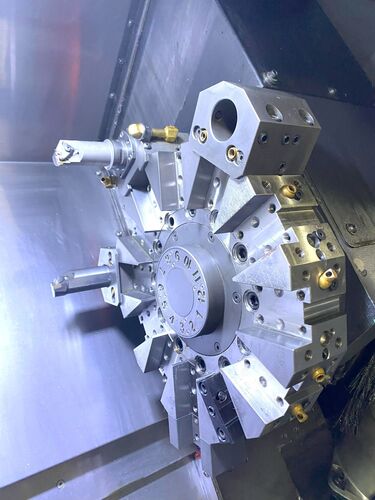 Daewoo Doosan #Lynx-2100A, cnc lathe, w/ Denso Robot Loader, 23" swing, 13.8" diameter x 13" max, 6" chuck - Image 7