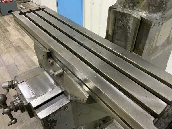 Bridgeport, vertical mill, 9" x42" table, 1 HP, power feed on table, R-8, 30" long. travel, 9" cross travel - Image 4