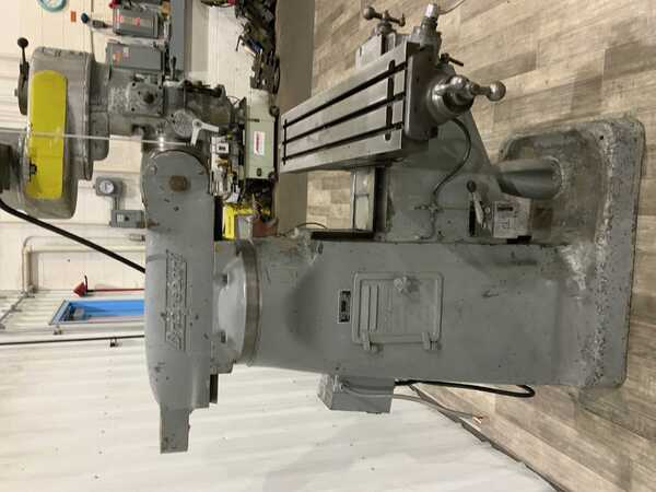 Bridgeport, vertical mill, 9" x42" table, 1 HP, power feed on table, R-8, 30" long. travel, 9" cross travel - Image 6