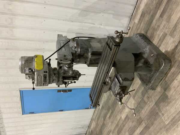 Bridgeport, vertical mill, 9" x42" table, 1 HP, power feed on table, R-8, 30" long. travel, 9" cross travel - Image 7