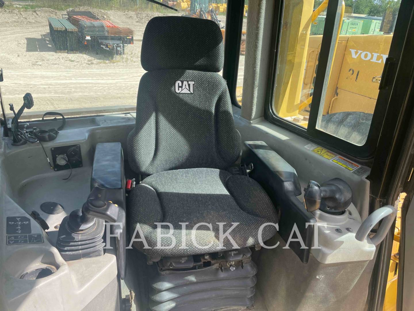 Caterpillar D6TLGVPAT4, Crawler Dozer, 12803 hours, S/N: KSB01592, 2013 - Image 7