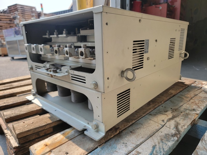 177 HP Yaskawa, CIMR-AB4A0250ABA, 600 Volts, 250 amp - Image 10