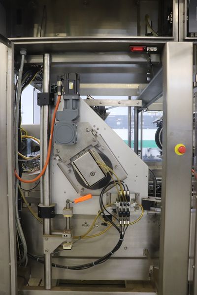 Syntegon #MEC, 12" pitch endload cartoner, demo model, low hours, 2021 - Image 9