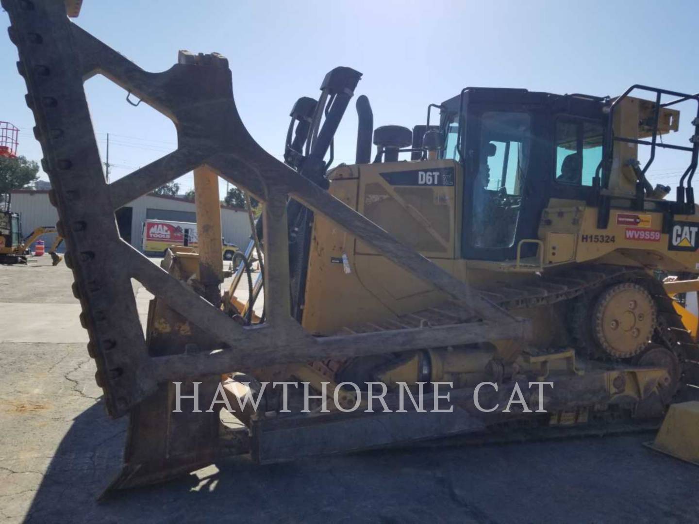 Caterpillar D6T SL, Crawler Dozer, 5781 hours, S/N: KMR00534, 2016 - Image 1