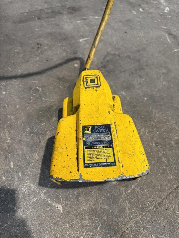 100 Ton, Dake #18-255, hydraulic 4-post spotting press, 36" stroke - Image 6