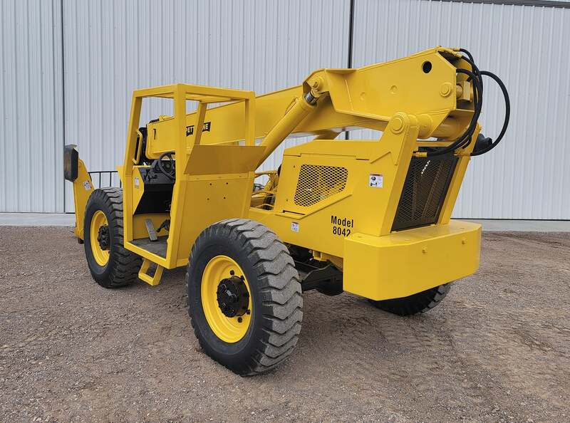 8000 lb. Pettibone #8042, telescopic forklift, 42' max lift, Cummins diesel engine, pneumatic tires, - Image 3