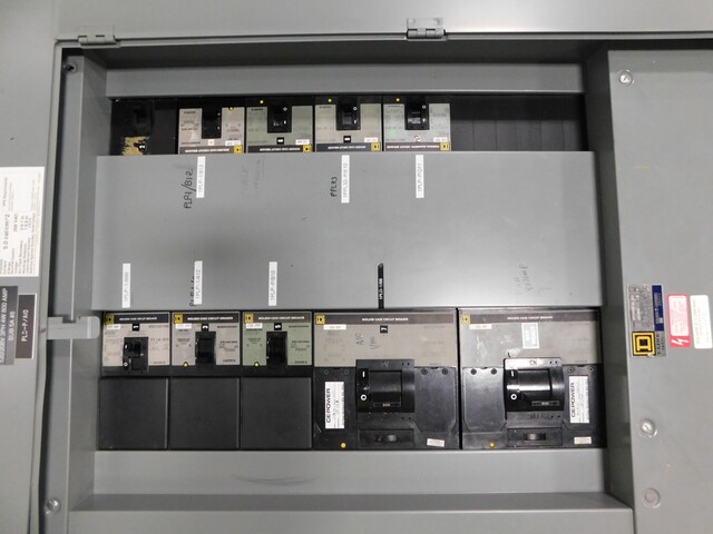 800 Amp. Square D, HCWM 44-18442-10, I-Line panelboard, 4 wire, 120/208 Volts - Image 4