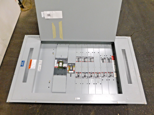 1200 Amp. General Electric, APB4475D, Spectra Series, panelboard, 4-wire, 277/480Y Volts, 3 phase - Image 3