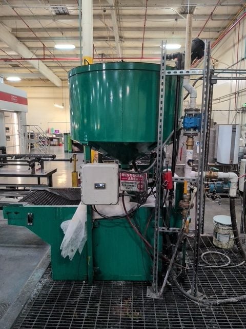 WasteWater Engineers #RT-200-HO, Wastewater Reactor, Auto-fill, Filter Bed, 400 GPH, 200-gallon batch - Image 1