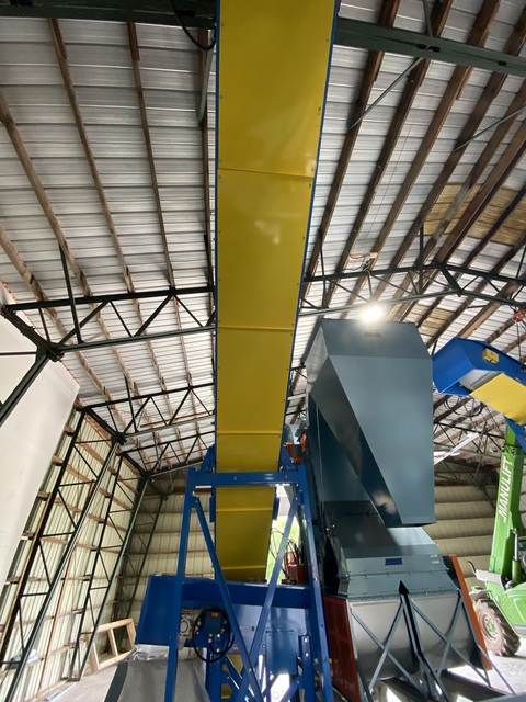 14" wide x 31' long, MC3 Conveyor #3, Slider Bed Belt Conveyor (D-Style), cleated belt, new surplus - Image 7