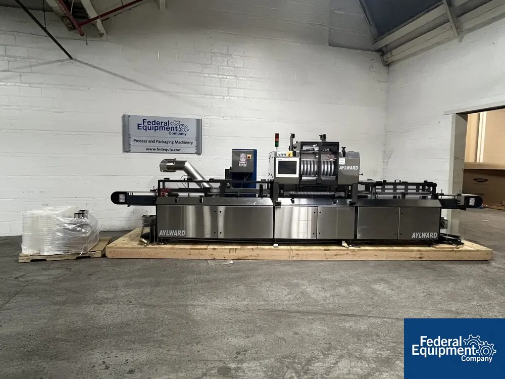 Aylward #ACT810DL, Bottle Filler, 10 wheel, dual lane, w/ reject, 208 V., 2011 - Image 1