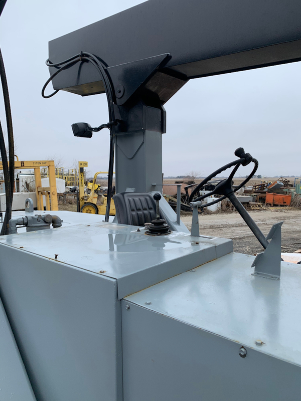 68000 lb. TWO-30, Twin Lift, w/ Jib Crane Ext & Fork Truck Jibs, 100 HP, propane, Ford, 16-25' boom - Image 4
