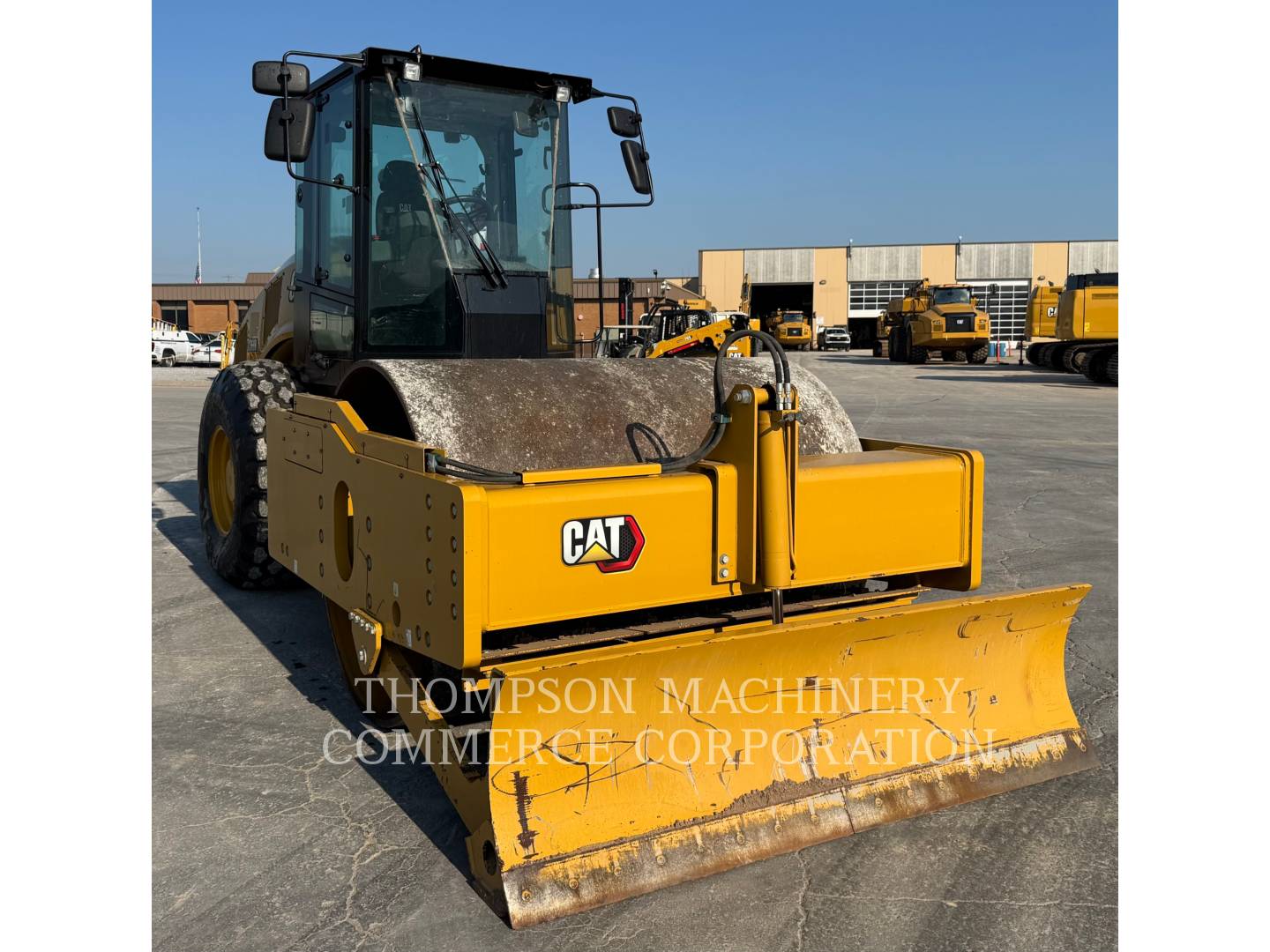 Caterpillar CS68B, Vibratory Single Drum Smooth, 1515 hours, S/N: CS800126, 2022 - Image 1