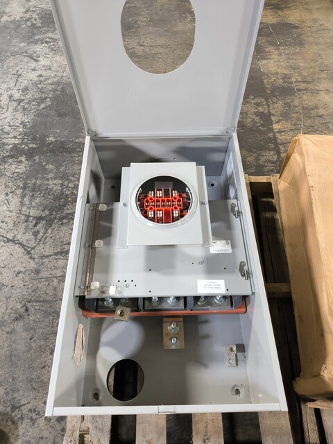 400 Amps, Milbank #S4244-X, Ringless Meter Socket, 600 VAC, 3R, No Bypass, 14-10 AWG - Image 2
