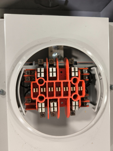 400 Amps, Milbank #S4244-X, Ringless Meter Socket, 600 VAC, 3R, No Bypass, 14-10 AWG - Image 7