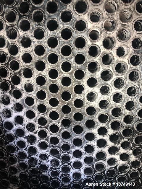 1220 sq.ft., 75 psi shell, 75 psi tube, Southern Heat Exchanger, Vertical Shell & Tube Heat Exchanger, w/ - Image 5